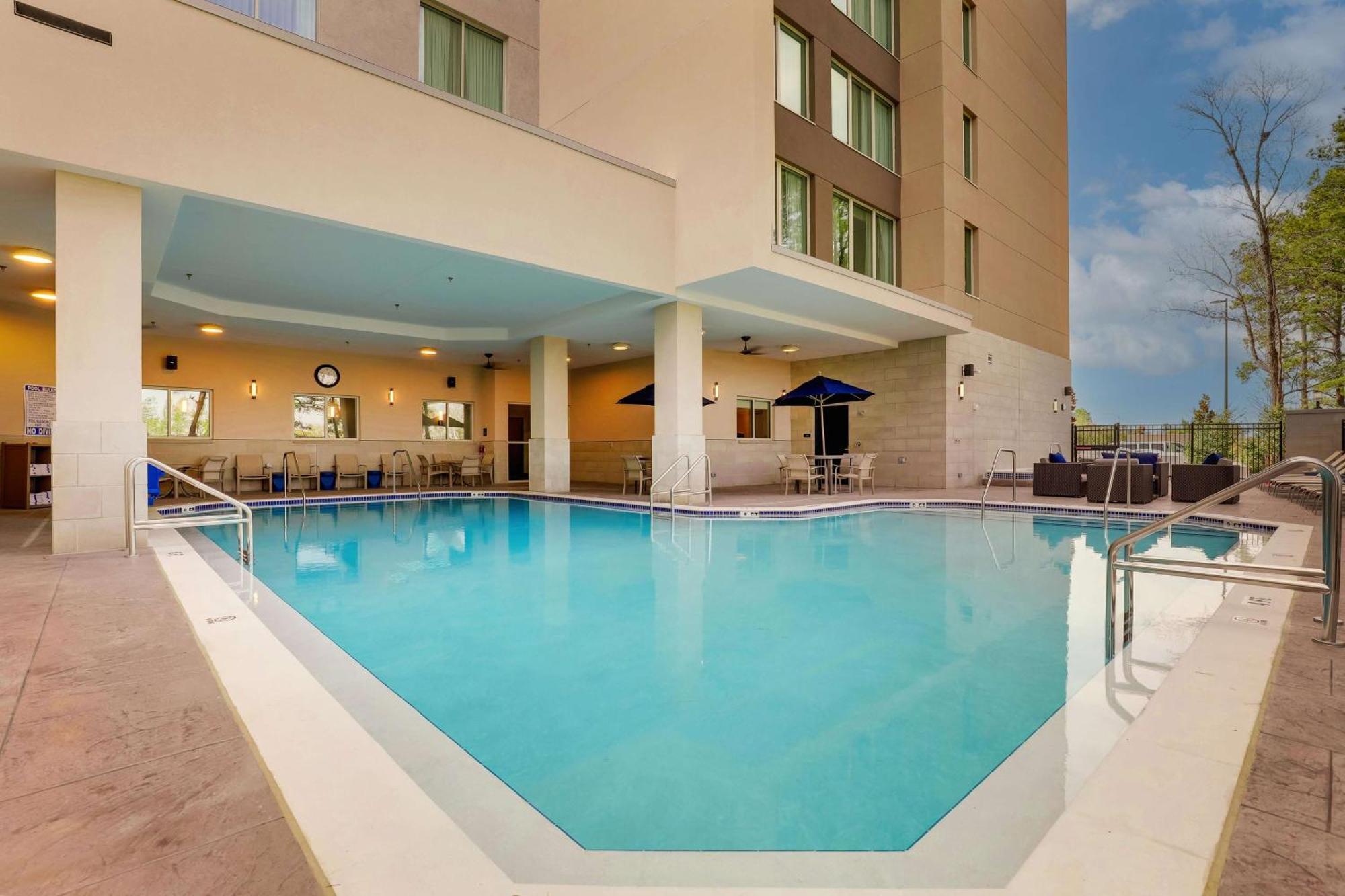 Drury Plaza Hotel Tallahassee Luaran gambar
